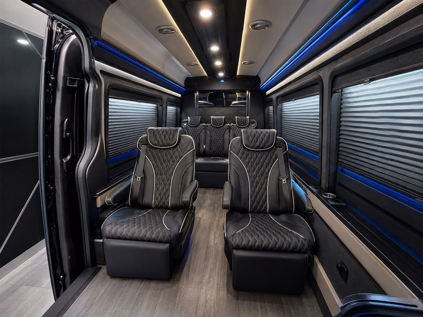 lubbock airport shuttle buses for employees