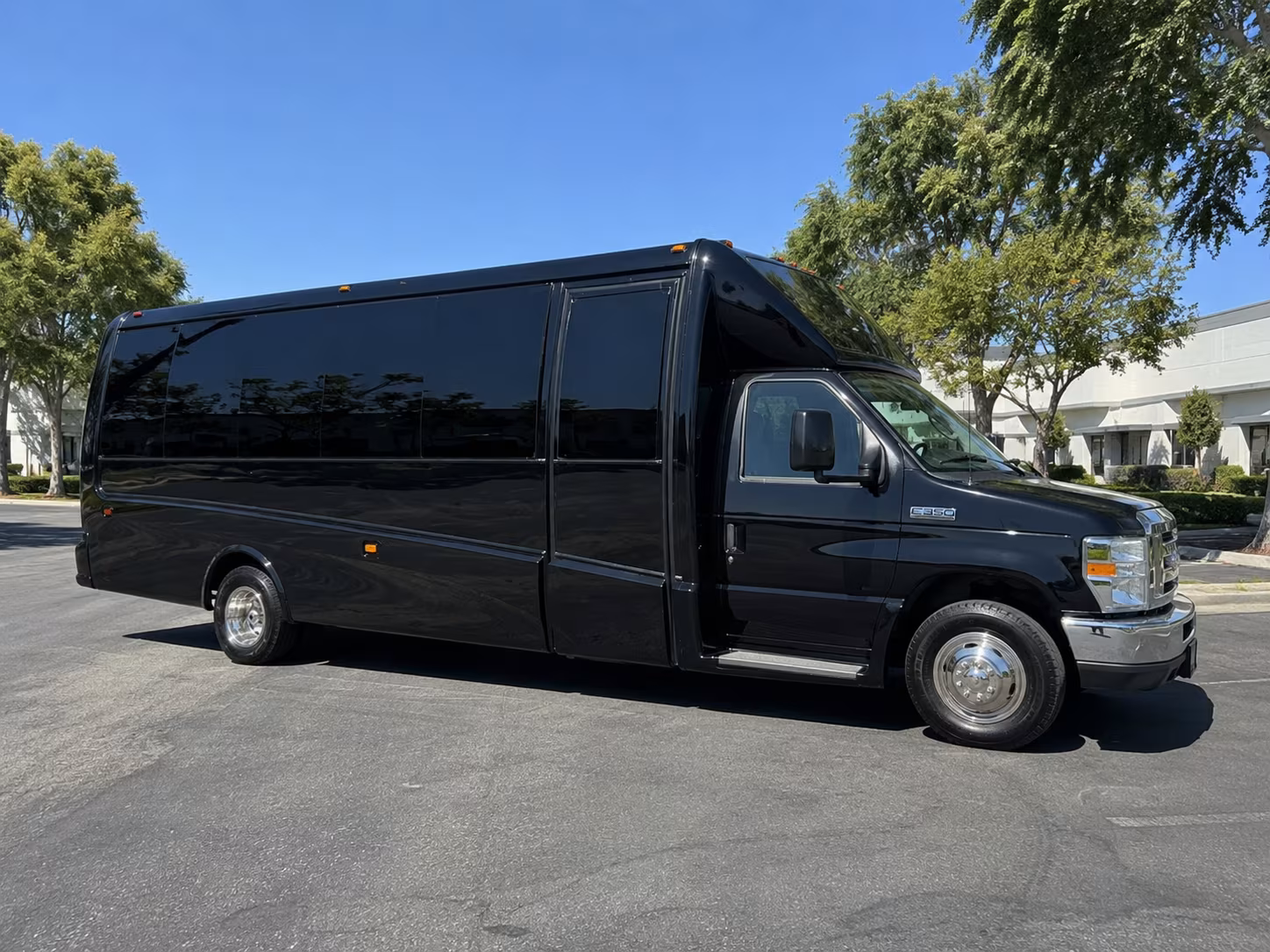 lubbock corporate retreat shuttle bus rentals